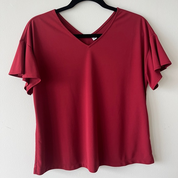 Uniqlo Tops - Uniqlo red dress shirt with bell sleeves, size medium